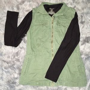 Bundle OUTFIT Green Vest Paired W Black Shirt